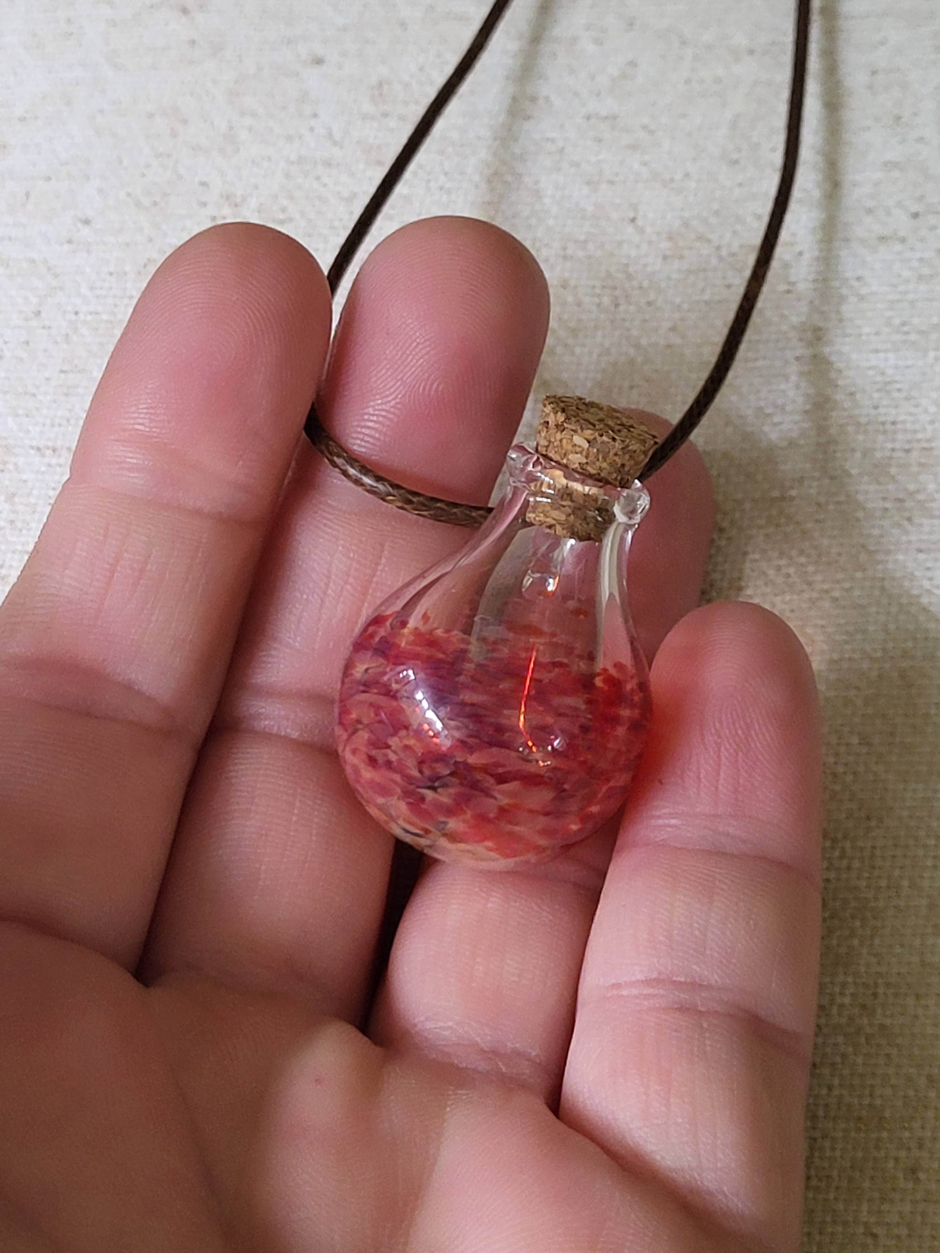 AB Glass Designs – Engroshandel Halskæde med vedhæng – Mini flaskehals-halskæde med prop5