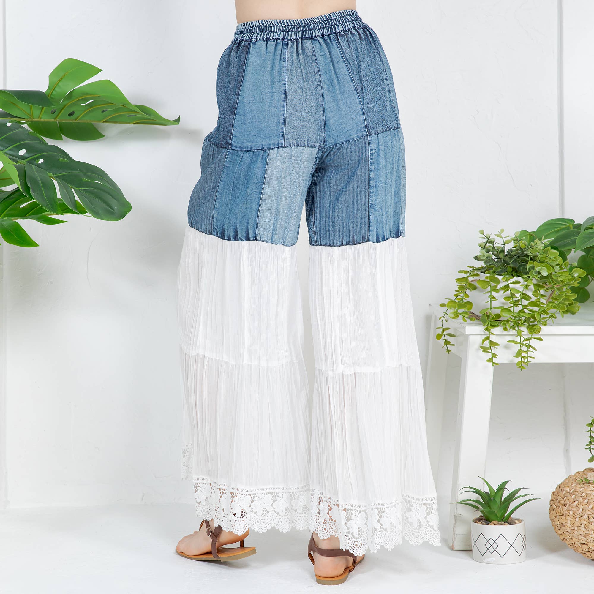 Young Threads - Vendita all'ingrosso Pantalone - Donna - Pantaloni lunghi in denim ispirati al boho con toppa solida (nuovo colore)11