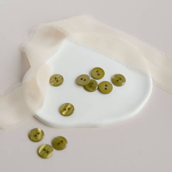 "Shiny" buttons for wholesale by LOLILAFEE