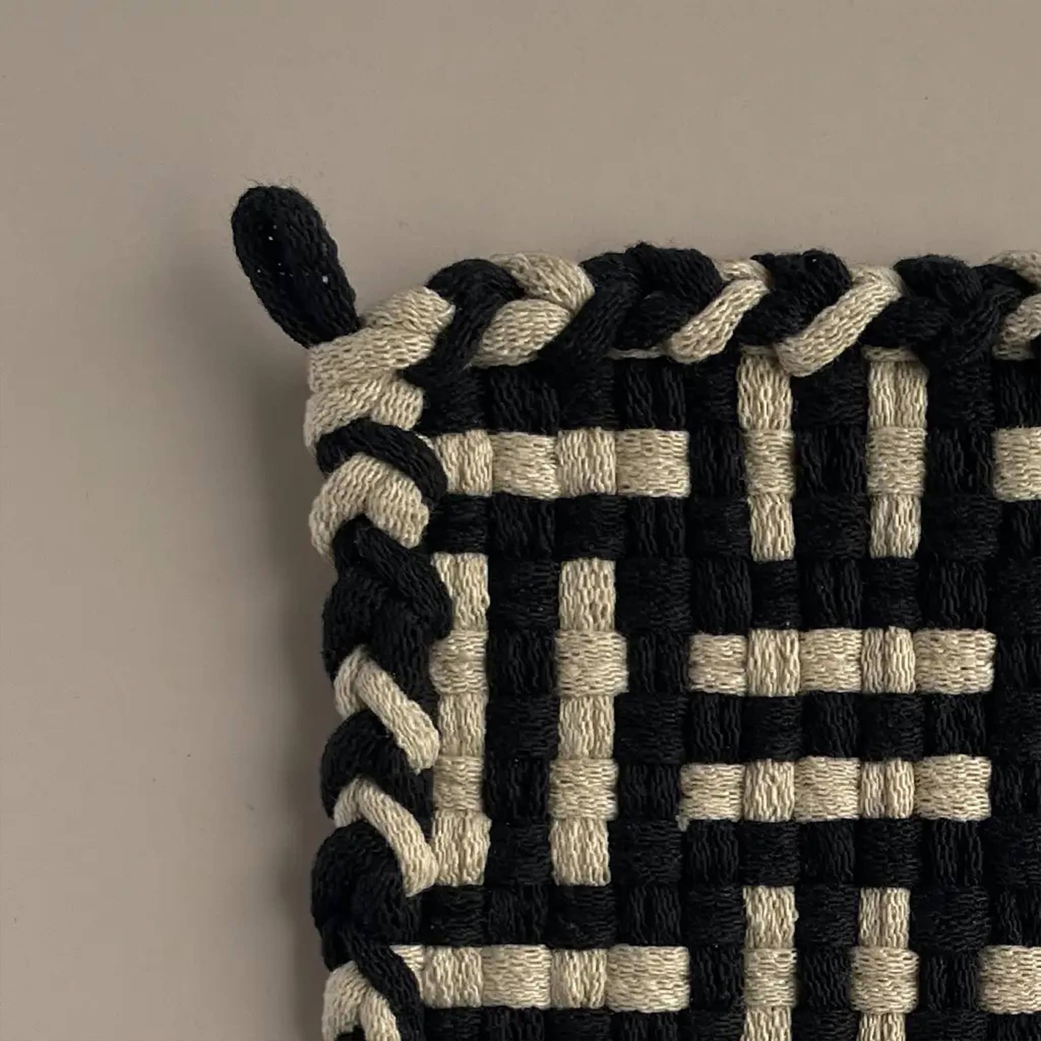 Project Purl - Venta al por mayor Manoplas para horno/ollas - Agarradera/Soporte para ollas de algodón tejida a mano - Negro y Lino (Homestead)2