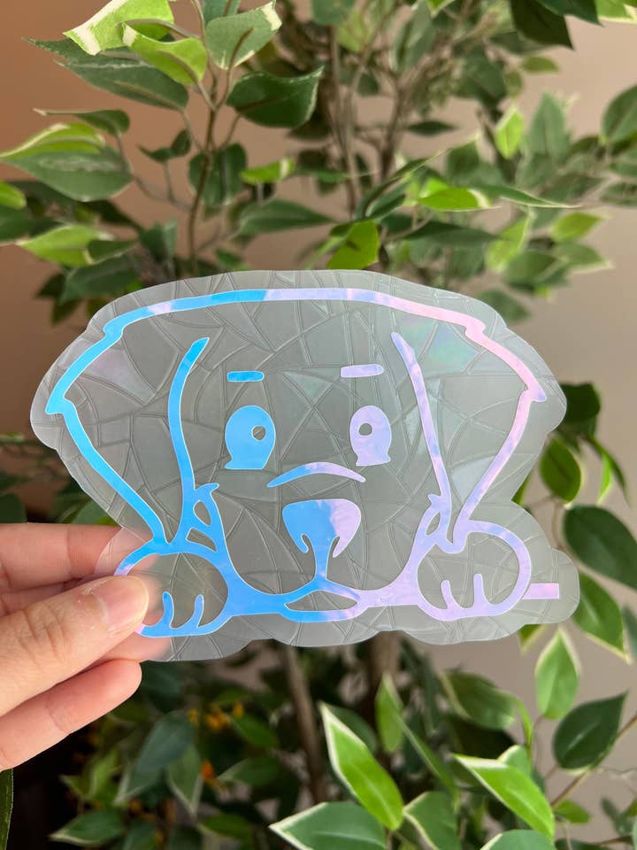 Adesivo acchiappasole con cane che sbircia, decalcomania per finestra, pellicola per finestra, Rainbow Maker, adesivo per cani, regalo per amanti dei cani, decalcomania per auto per la vendita all'ingrosso da parte di Thirty Three Prints