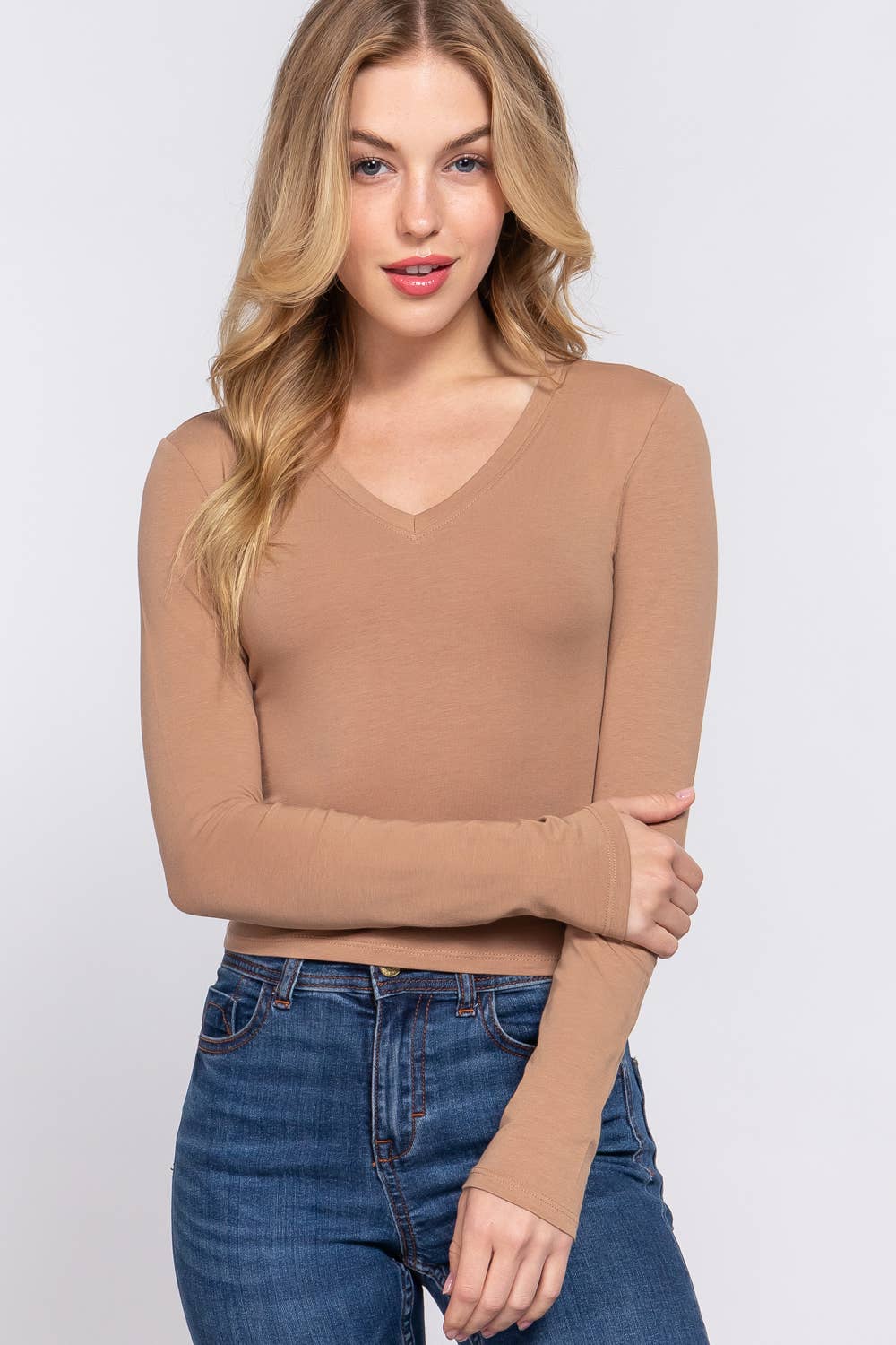 42POPS - Vendita all'ingrosso Top in maglia - Donna - .. TOP CORTO ADERENTE CON SCOLLO A V A MANICA LUNGA SI-249705