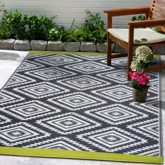 Fab Habitat - Wholesale Area Rug - Valencia - Gray Southwestern Outdoor Rug for Patio