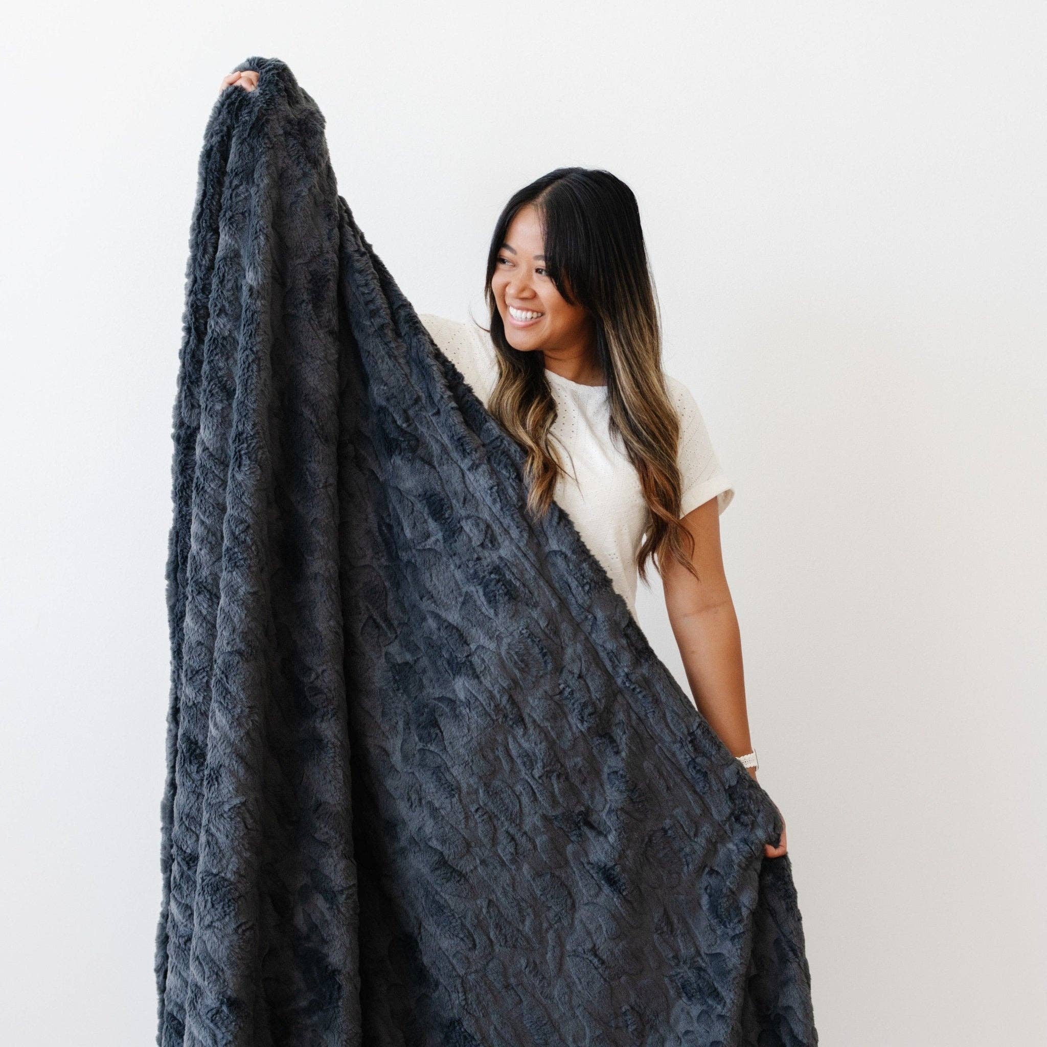 Saranoni - Wholesale Throw Blanket - PATTERNED FAUX FUR THROW BLANKETS14