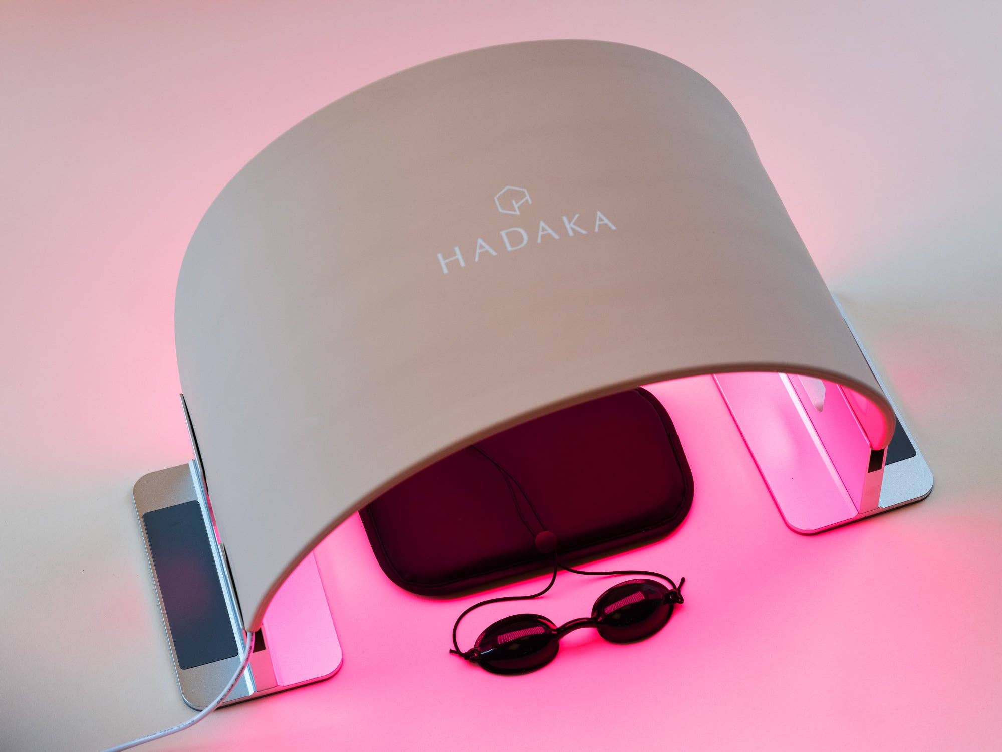 Hadaka Beauty – Engroshandel Elektronisk hudplejeapparat – CELESTA LED TERAPIKUPEL2