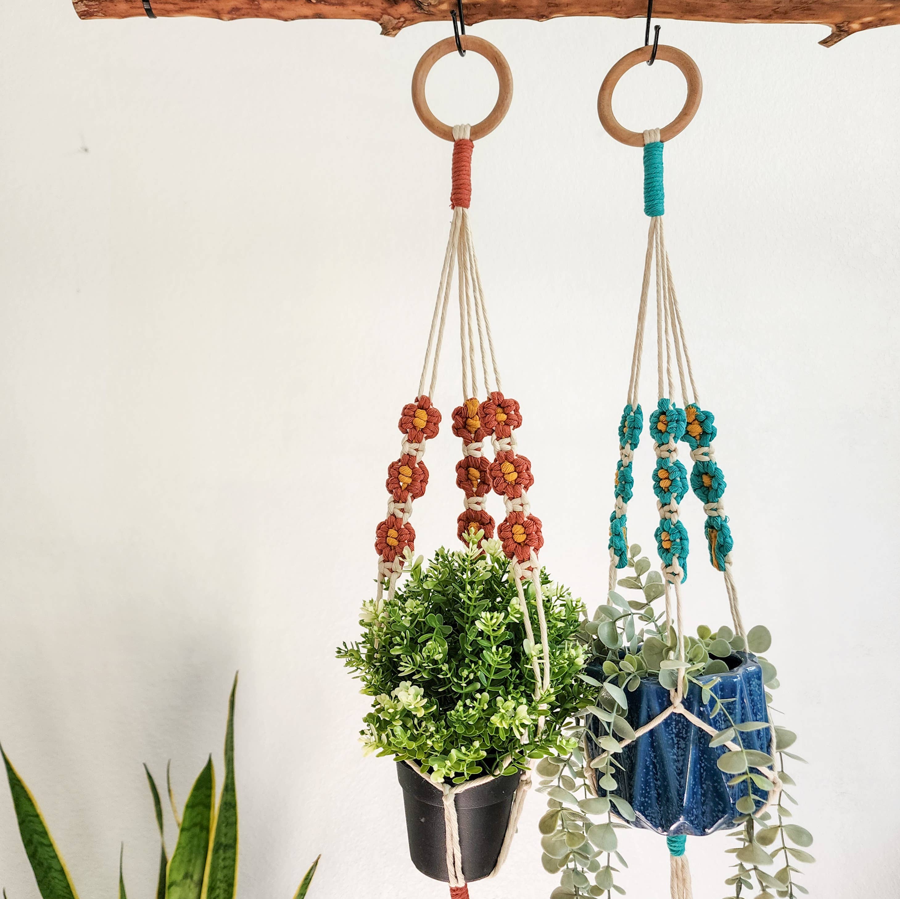 Handmade By Uruba - Wholesale Hanging Planter - Floral Daisy Plant Hanger, Handmade Macrame Plant Accessory1
