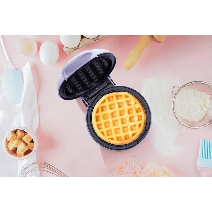 Holstein Housewares - Wholesale Kitchen Appliance - Personal Waffle Maker - 4 inch Mini - Assorted Colors 14