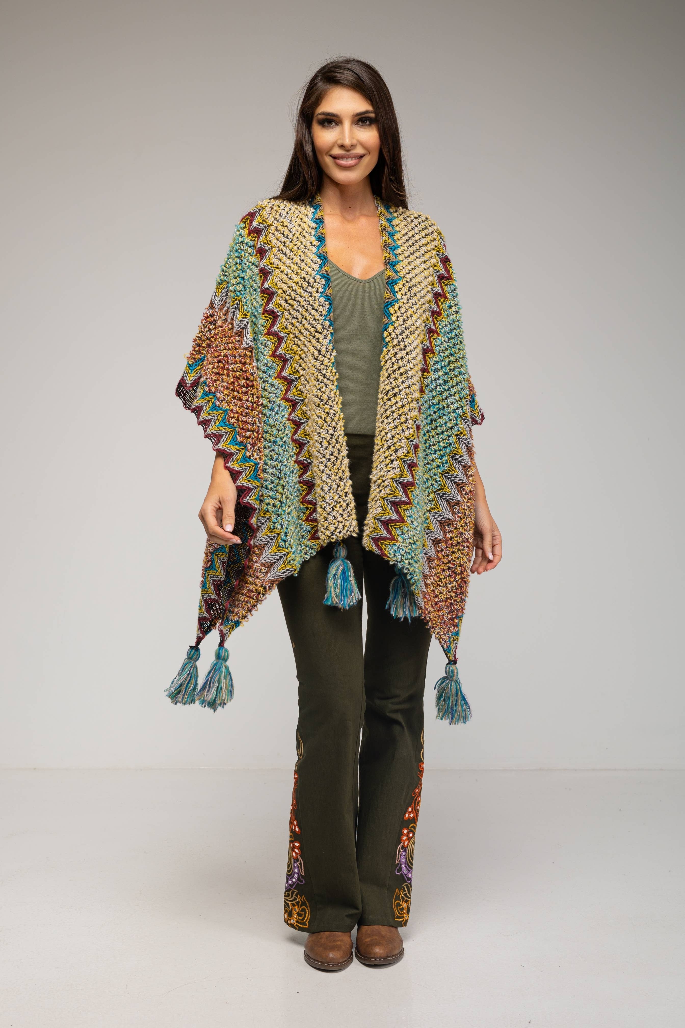 Peace & Love (CALAO IMPORT EXPORT S.L.) – Großhandel Hose – Damen – PR1155P Hose mit ausgestelltem Bein und Seitstickerei7