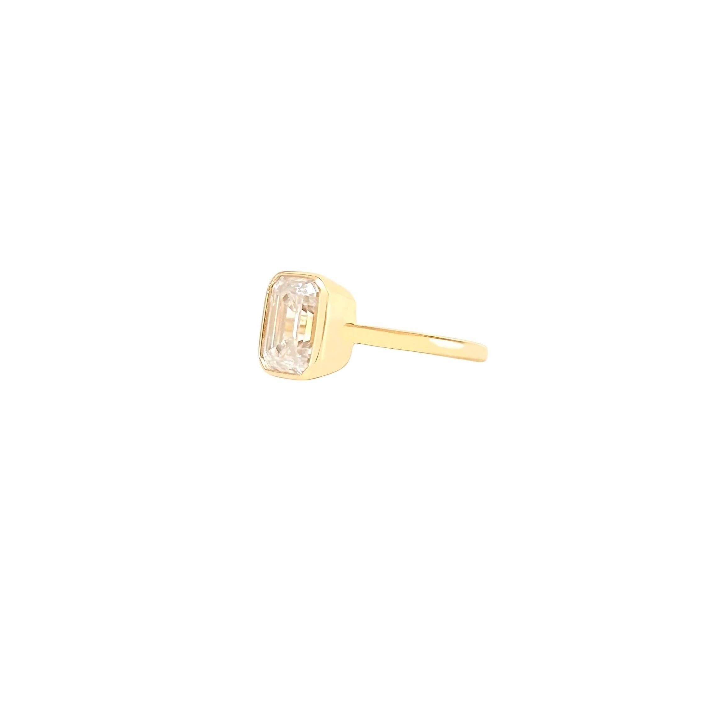 El&Elle - Wholesale Single Stone/Solitaire Ring - Bubble Emerald Cut Ring3