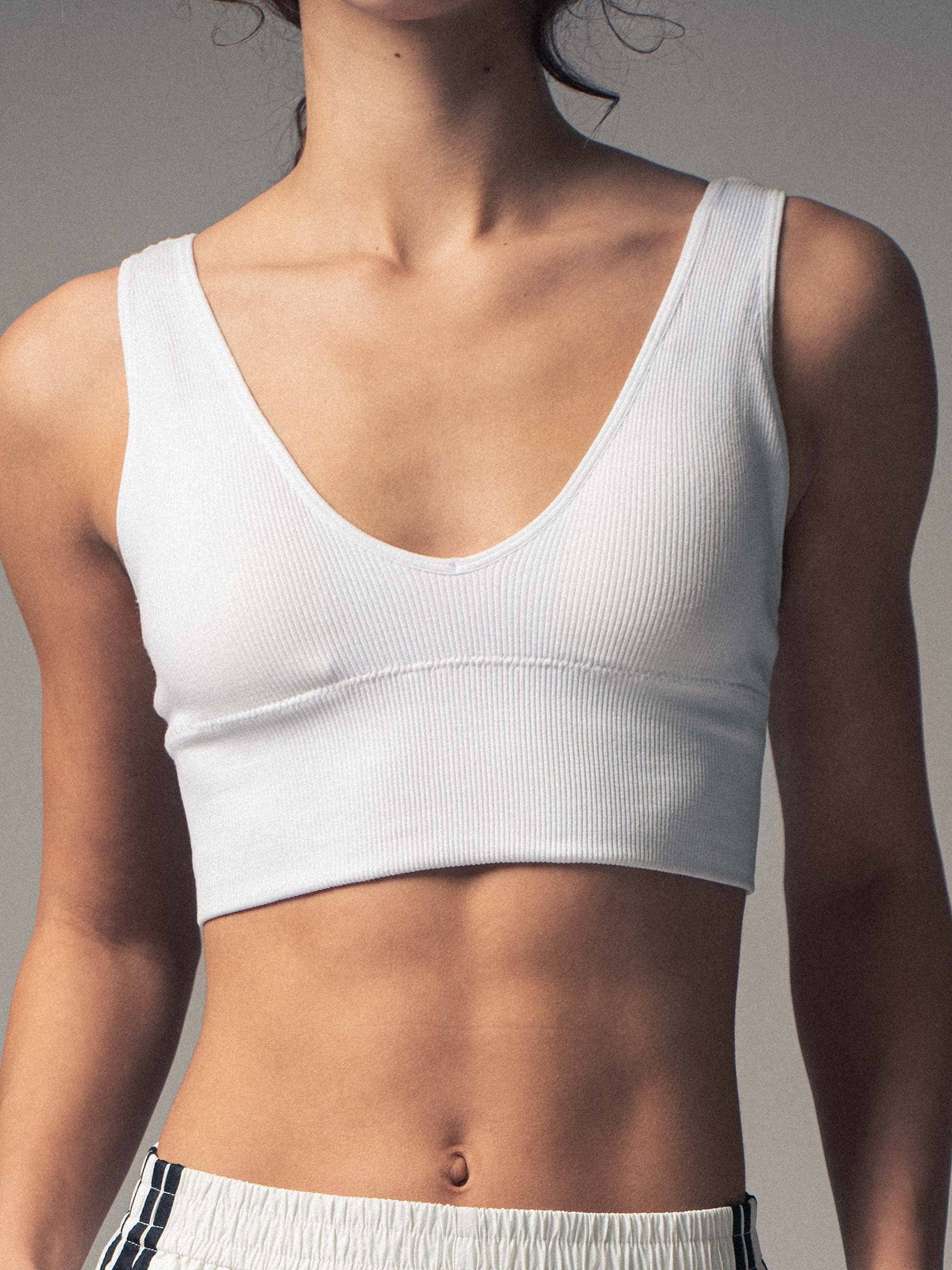 Urban Daizy - Wholesale Bralette - Women's - Mineral Wash V-Neck Rib Knit Bralette Top5