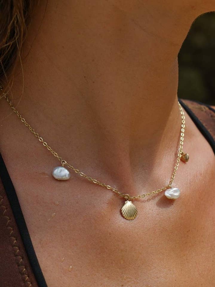 Collar Encanto Marino con Perlas Keshi y Dije de Corazón para venta al por mayor de Angela Wozniak Jewellery