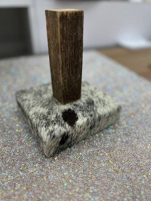 Cedar Hill Country Market - Wholesale Jewelry Stand & Display - Rustic Cowhide Bracelet Pedestals - Stack Racks0