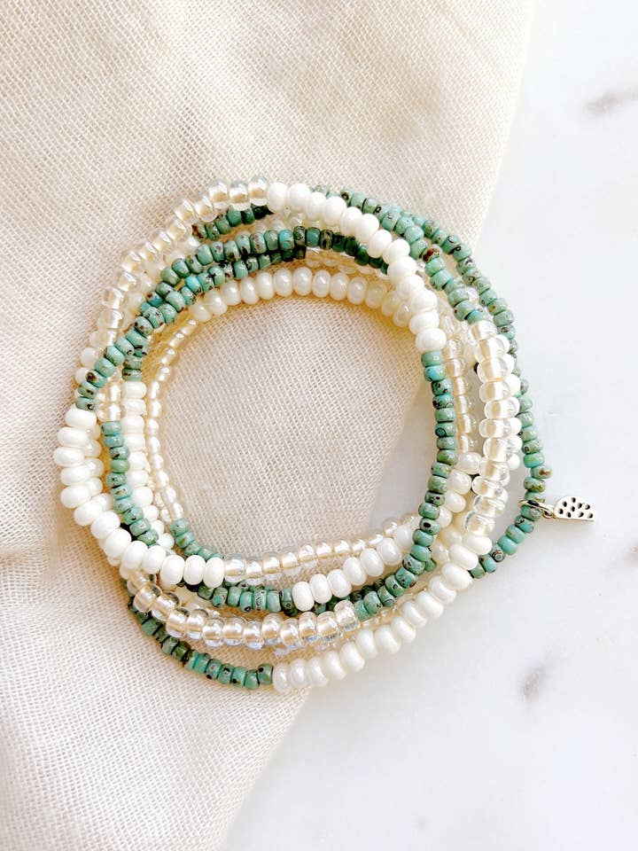 Enveloppement Perlée Saltaire pour la vente par Where Watermelons Grow