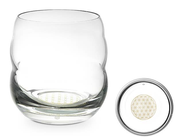 Löwe Versandhandels GmbH - LivingDesigns - Wholesale Drinking Glass/Cup - Mythos beaker (single glass) gold0
