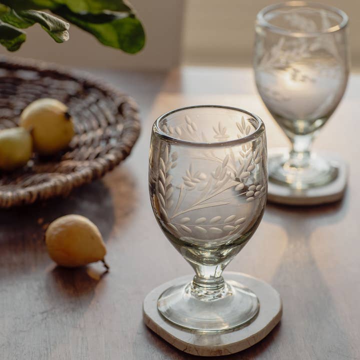 Villa Lua Home - Wholesale Wine Glass - Hand-etched Lua Glass