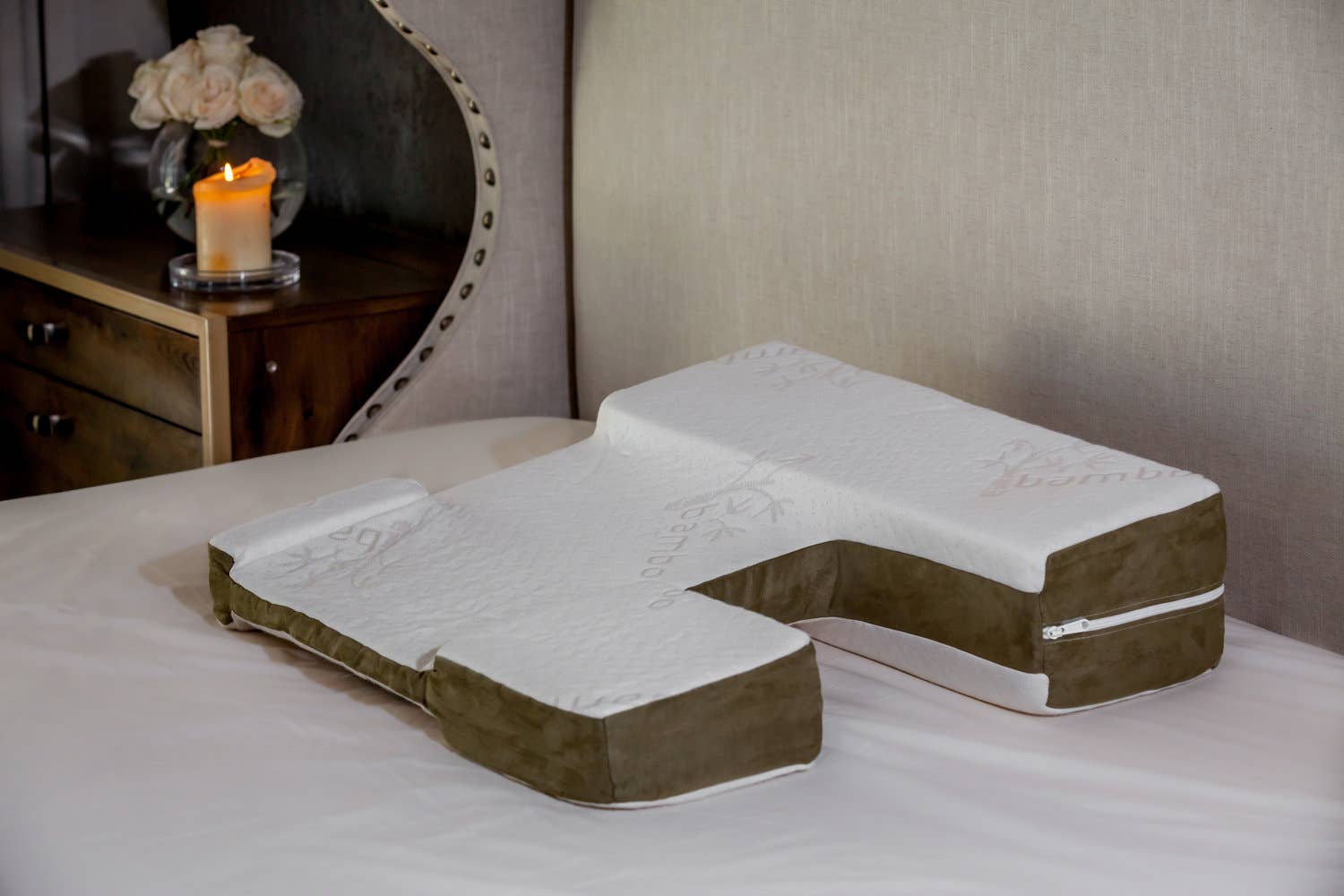 White Sage The Shoulder Pillow - Memory Foam Shoulder Relief Pillow for wholesale on Faire2