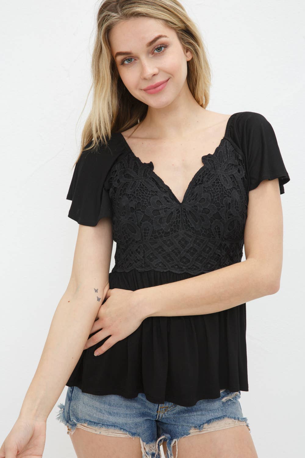 Blue B - Vendita all'ingrosso Camicetta - Donna - 31453T - Corpetto in pizzo a bralette in morbido jersey di rayon lavorato a maglia peplo8