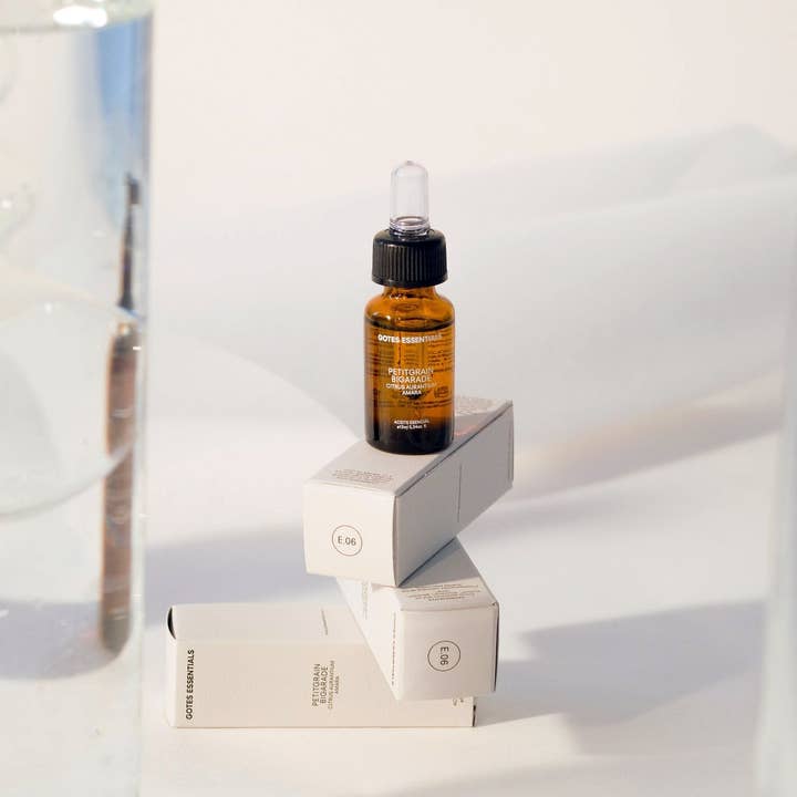 Óleo Essencial de Petitgrain Bigarade por atacado de GOTES