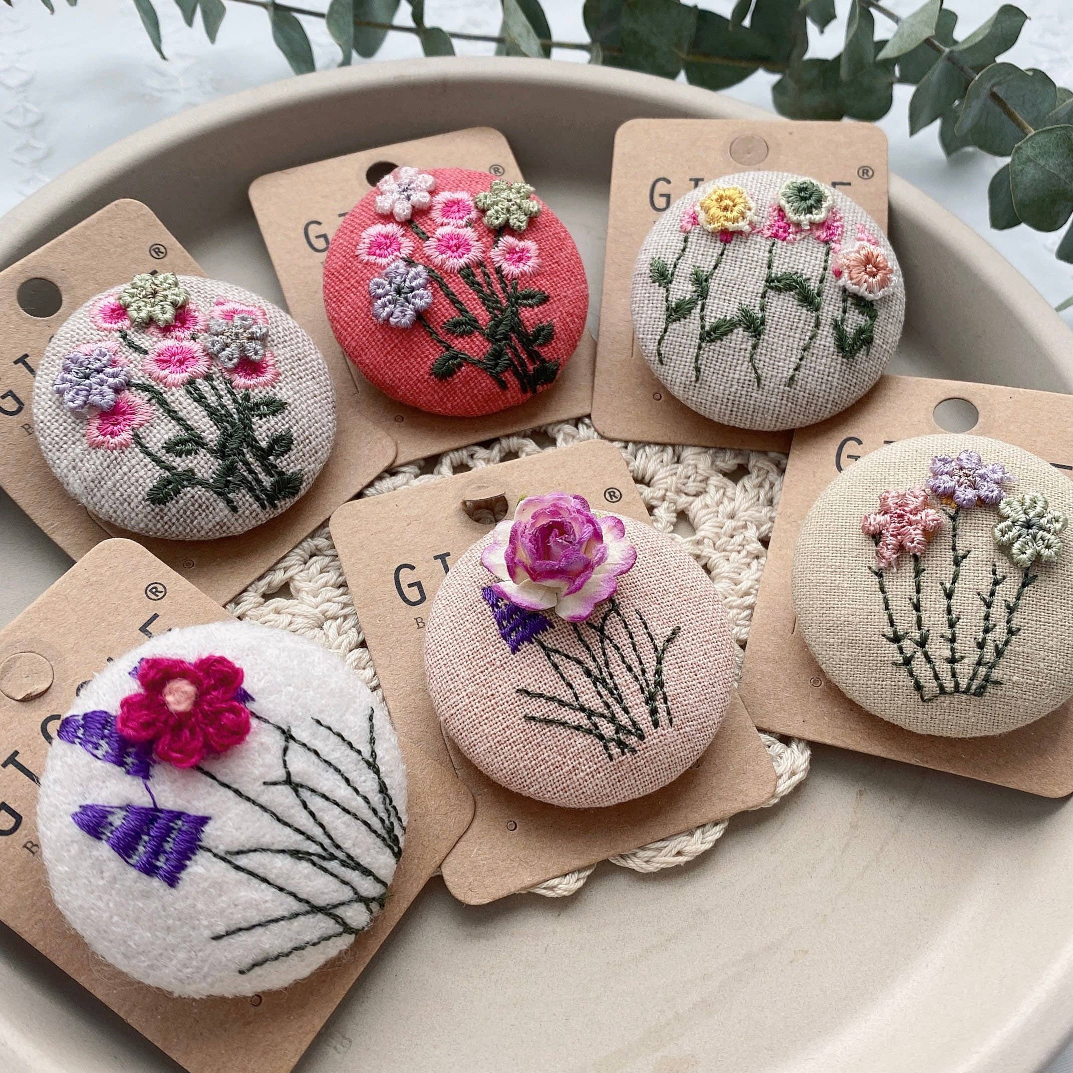 Giggle with Love – wholesale Brooch – Floral Embroidery Brooch Pin| Handmade Girl Embroidered Pin |Party Coat Jacket Brooch Pin| Small Floral Scarf Pin|3d Flower Brooch Pins1