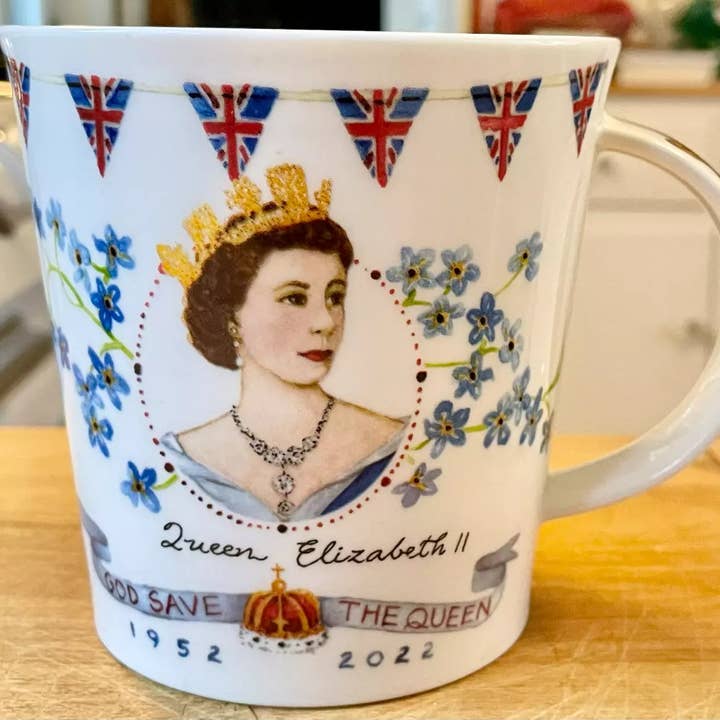 Susan Branch Studios - Wholesale Coffee Mug - 16 Oz. Queen Cup1