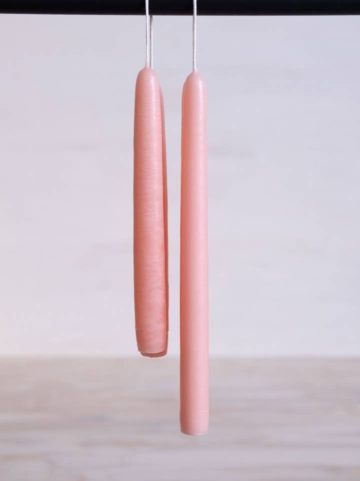 Candele affusolate - Peach Blossom per la vendita all'ingrosso da parte di Made Market Co.