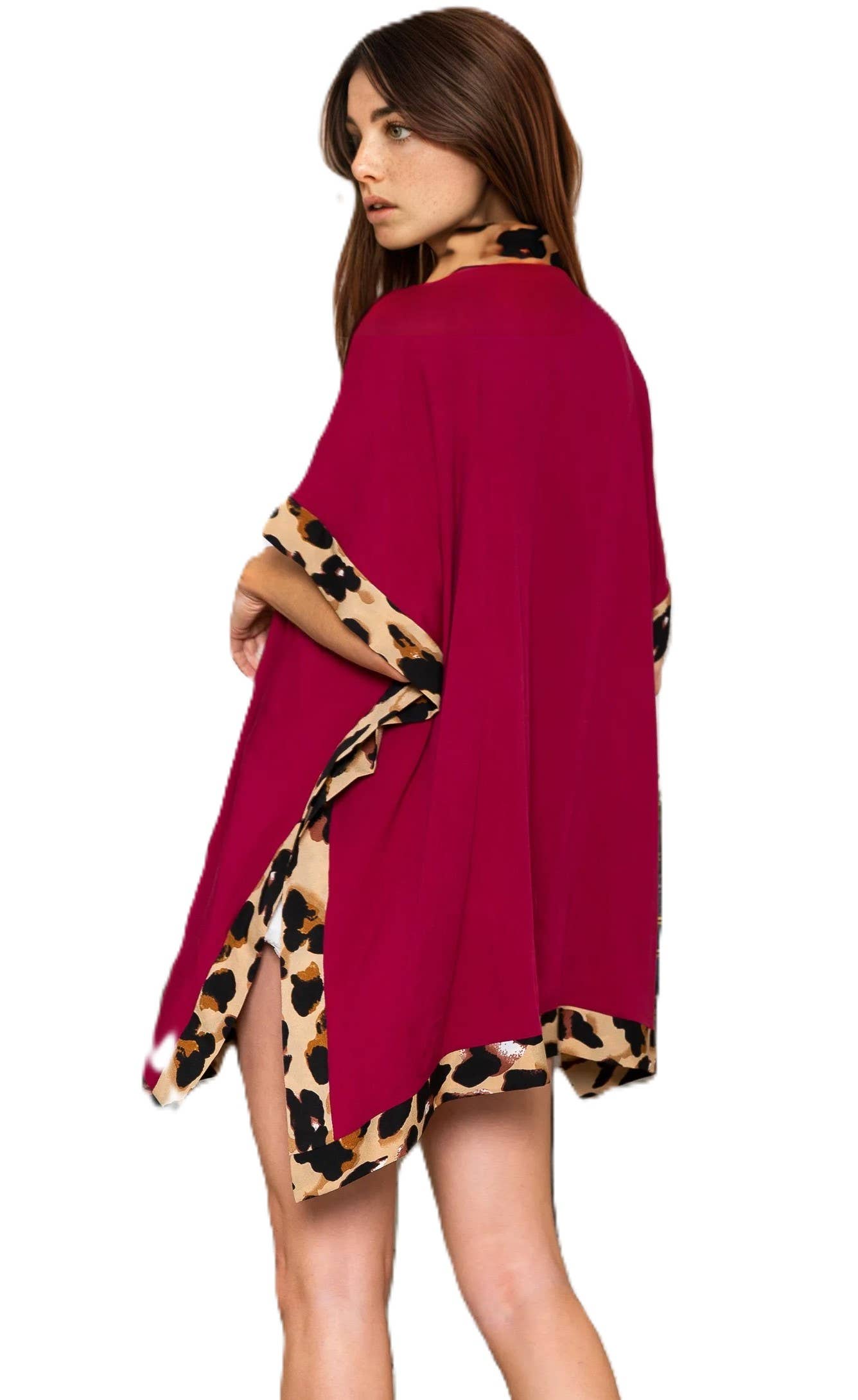 Justin & Taylor - Wholesale Strandvestje/Strandjurk/Strandtuniek - Dames - The Valentina | Kimono met zwembedekking en luipaardprint5