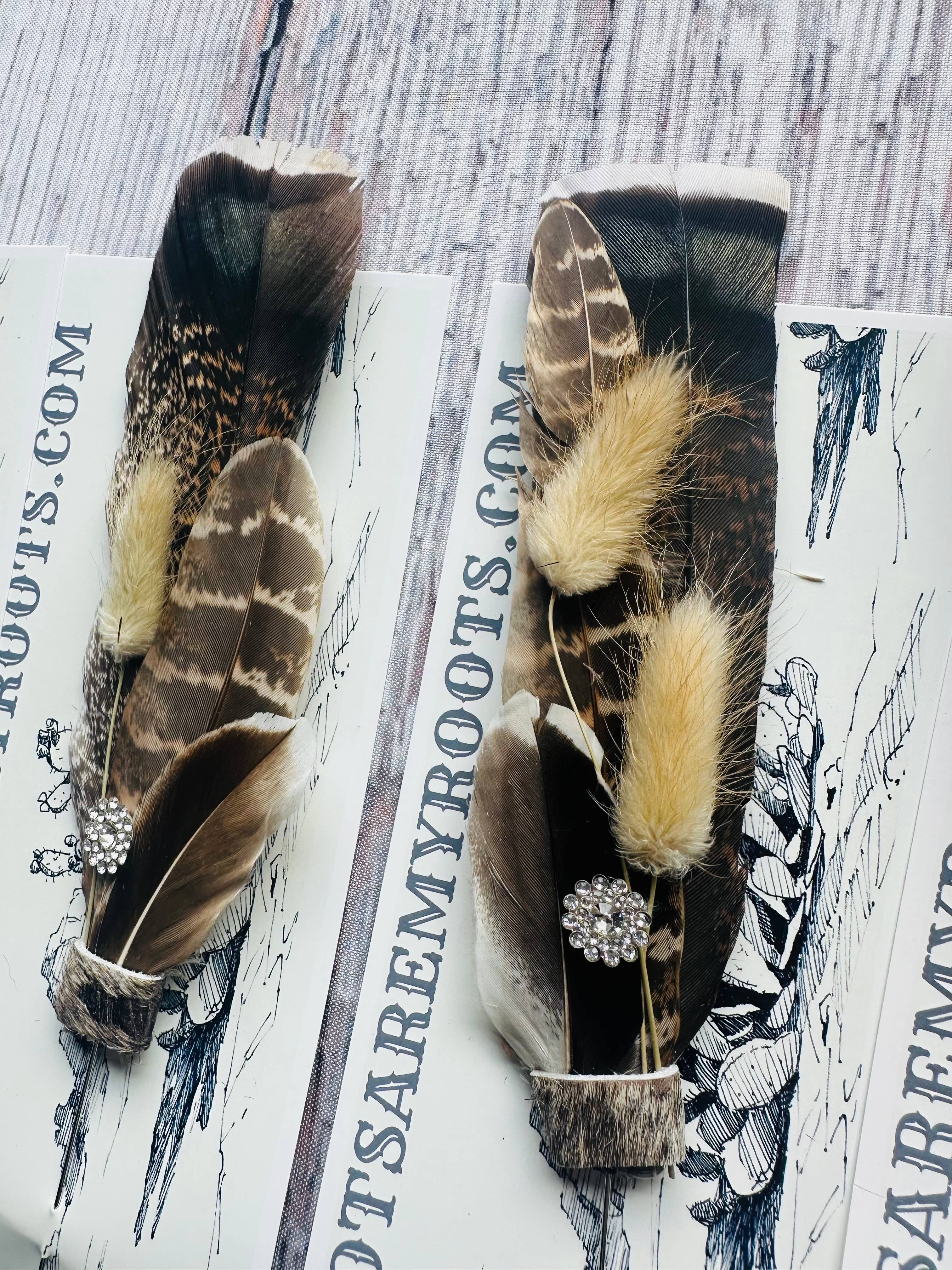 Boots Are My Roots - Vente Accessoire pour chapeau – femme - Épingles à chapeau à plumes mélangées #119