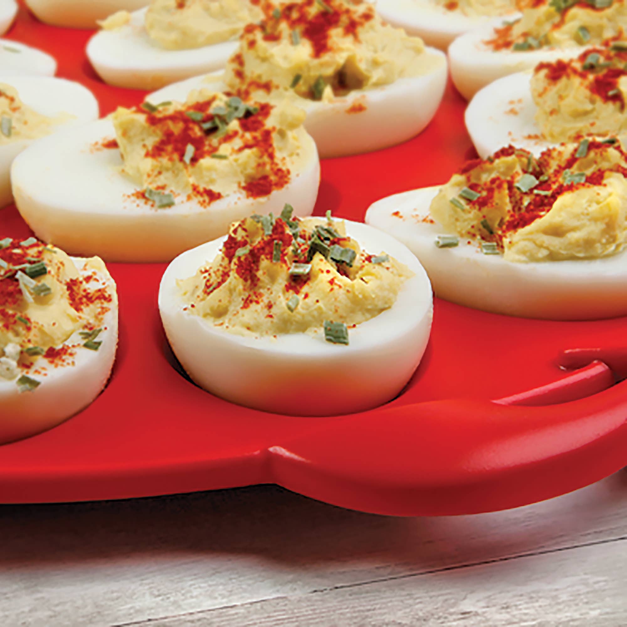 Fox Run Brands - Wholesale Egg Cup/Holder - Pund'it BeDeviled Egg Plate, 24 Cup Deviled Egg Platter5