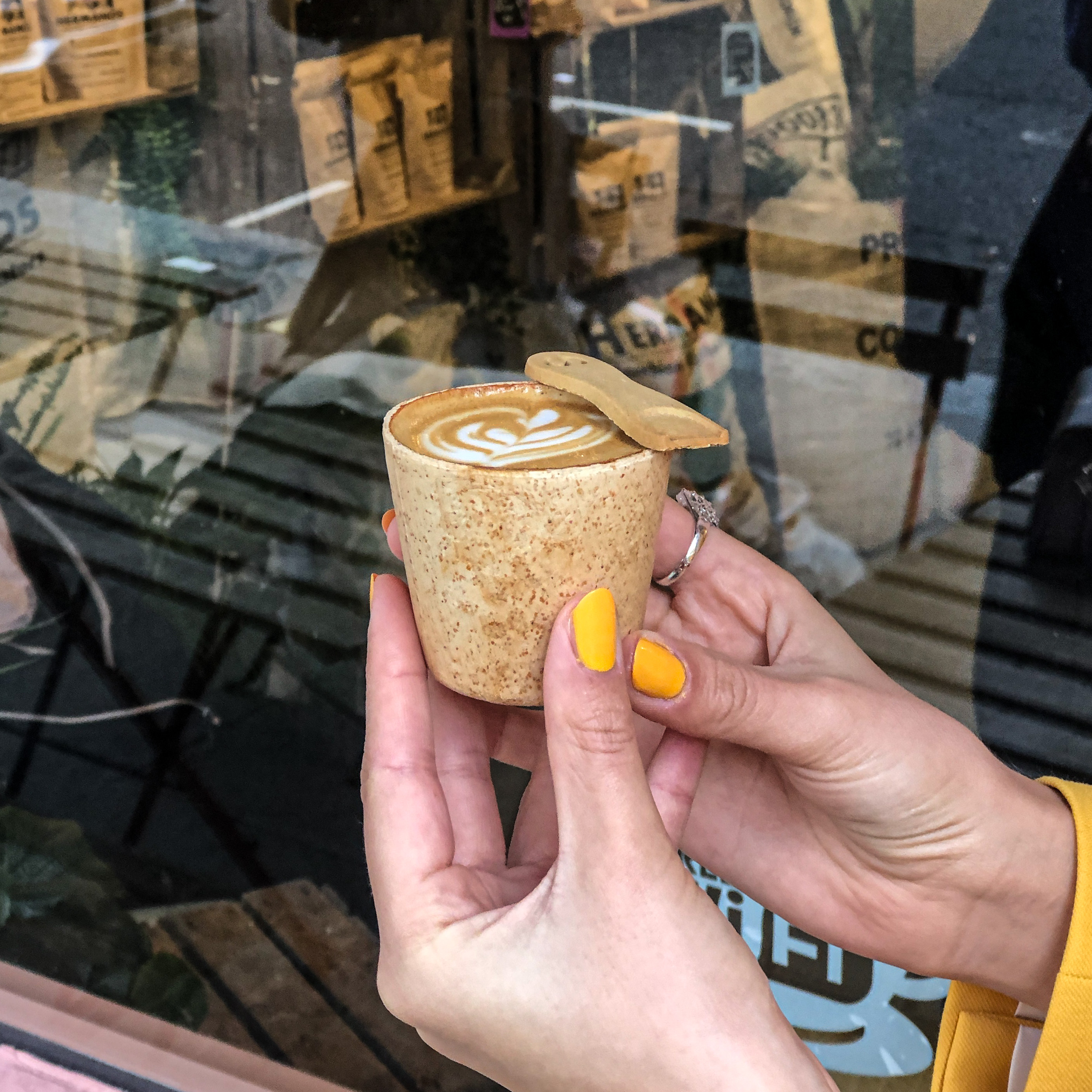 Stroodles – wholesale Disposable cup – Stroodles 200+ Cupffee Small edible Cups (110ml)3