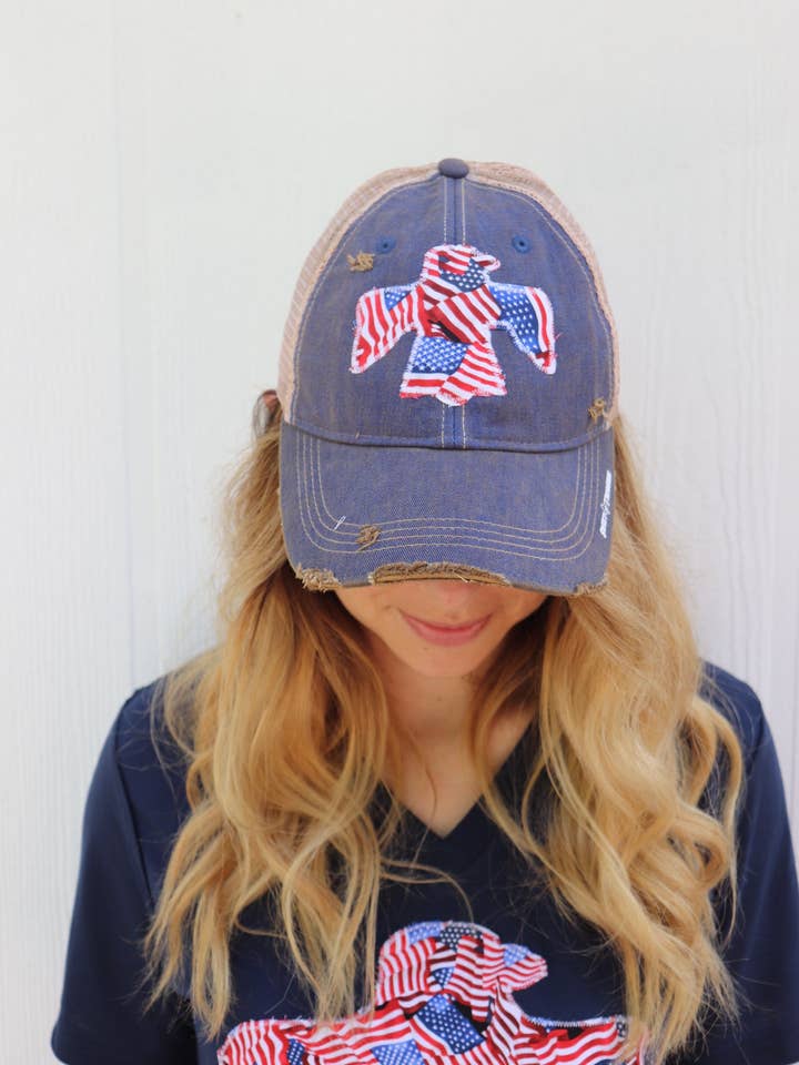 Amerikaanse vlag vuile truckerhoed voor wholesale door Sweet Texas Treasures