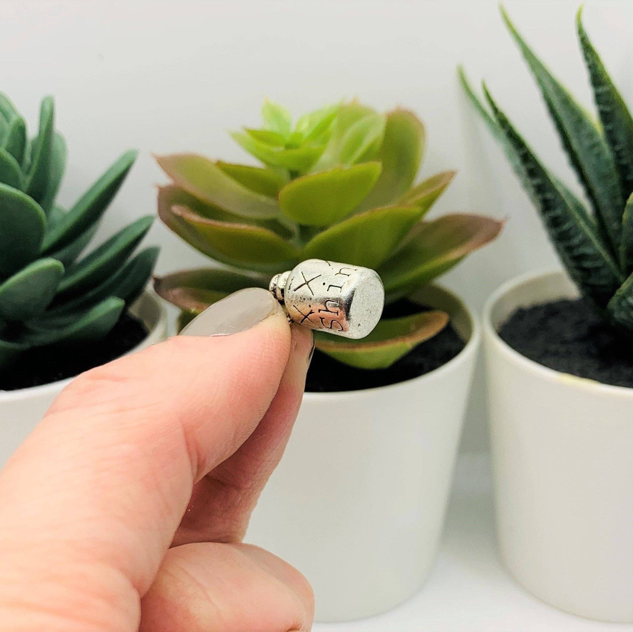 Guerrilla Charm - Wholesale Individual Charm/Pendant - Moonshine XXX 3D Jugs, 16x9mm3