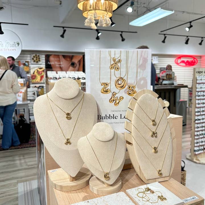 Cape Diablo - Wholesale Pendant/Charm Necklace - 57 Gold Bubble Letter Necklaces Pack4