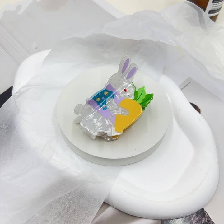 SoapElenGlen - Wholesale Hair Clip - Women's - Cartoon Squirrel Penguin Hair Clip, Forest Animal Hair Claw6