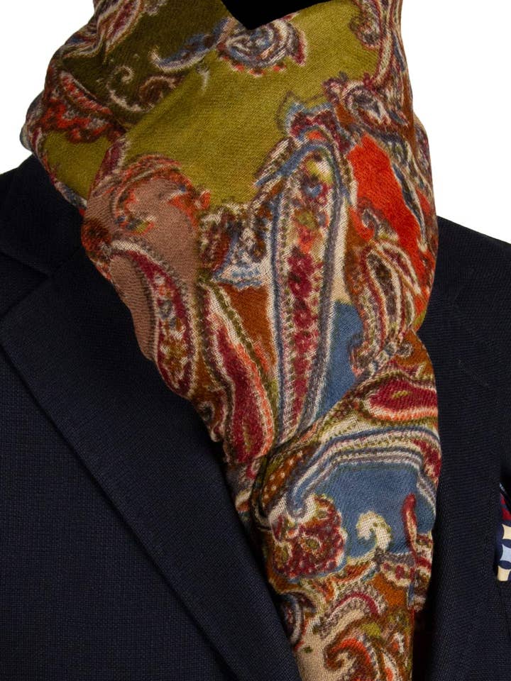 Pistaziengrüner Wollpashminaschal mit mehrfarbigem Paisley-Muster SC75 für den Großhandel von Graffeo Cravatte