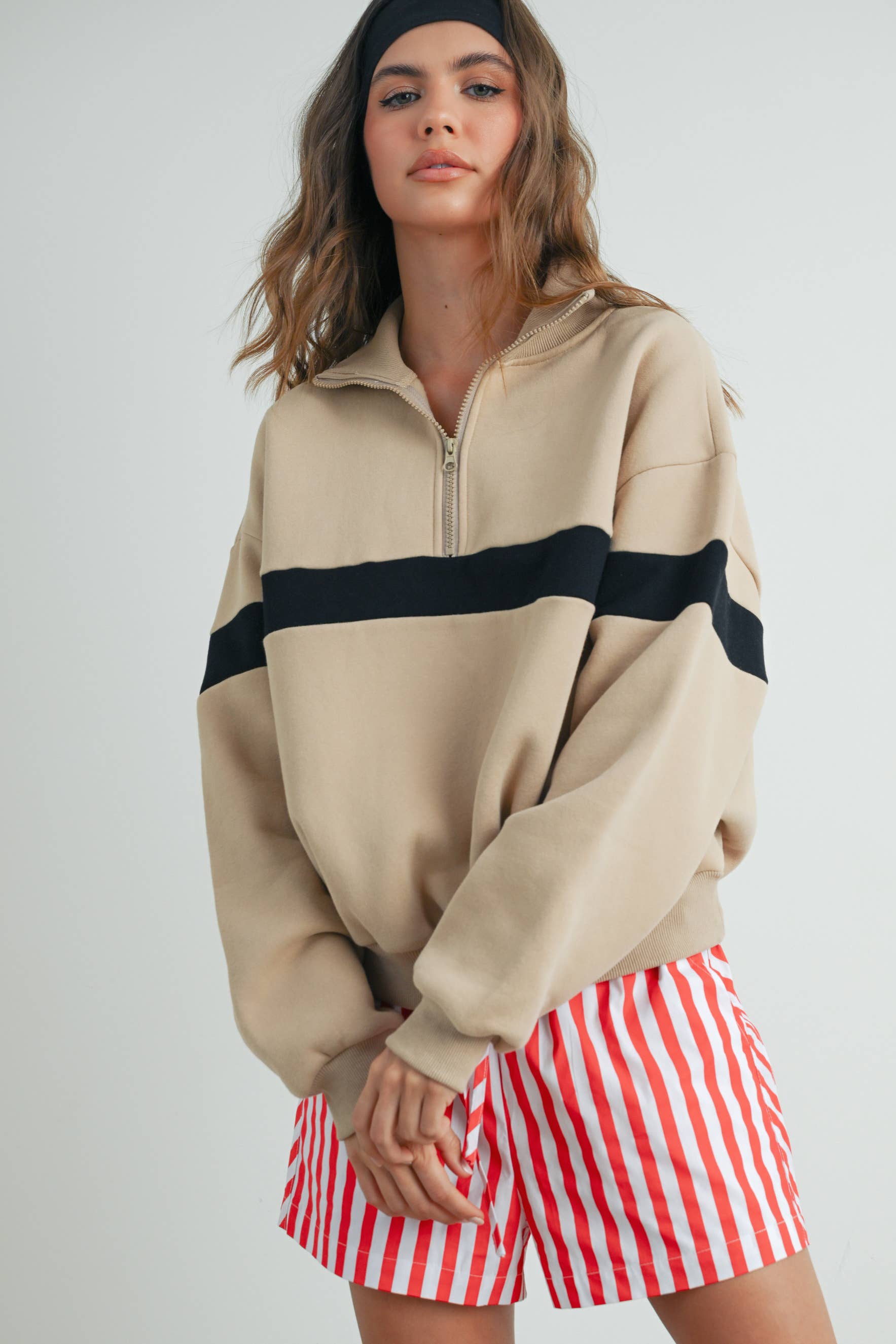 BUTTERMELON - Wholesale Sweatshirt - Women's - Two-Toned Half Zip Collar Sweatshirt - BMT753573