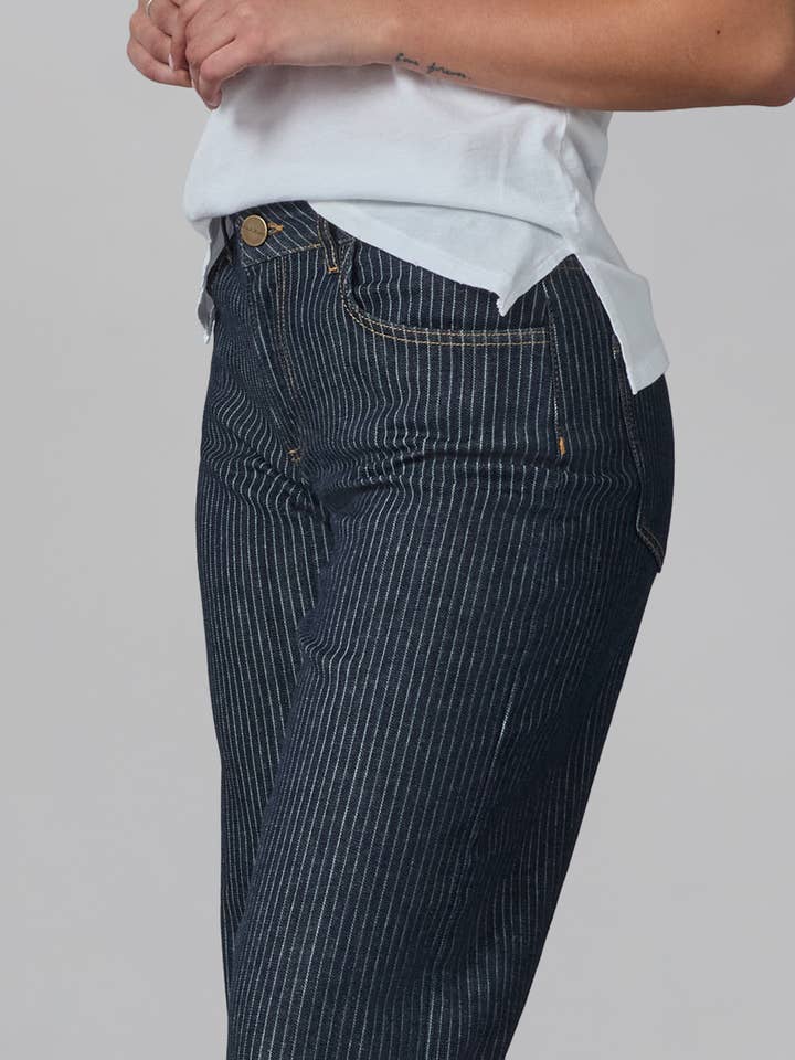 LOLA DENIM - Wholesale Jeans - Women's - COLETTE-PSB High Rise Wide Leg Jeans 30" Inseam3