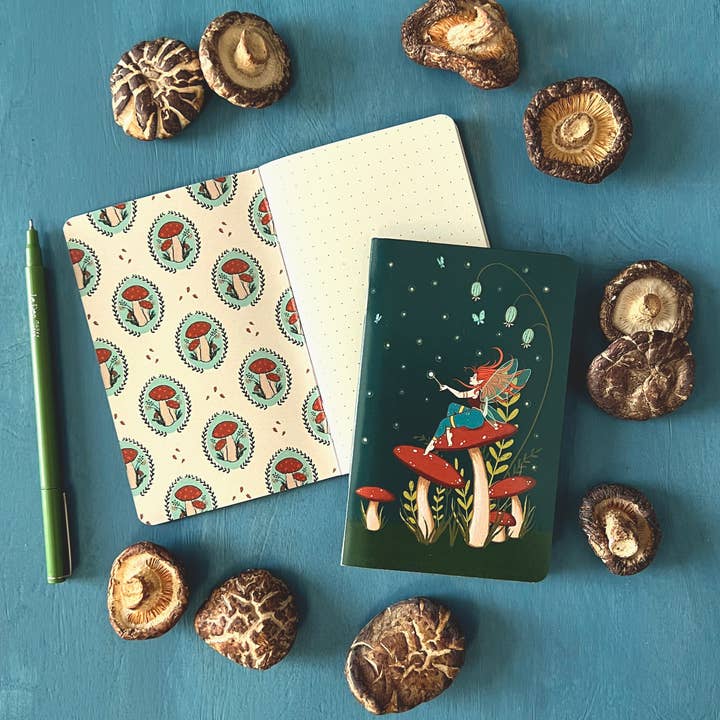 Carnet de Poche Fée Cottagecore pour la vente par Carabara Designs