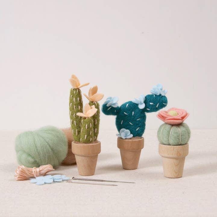 Benzie Design - Wholesale Craft Sewing Kit - Needle Felting Kit, Prickly Pear