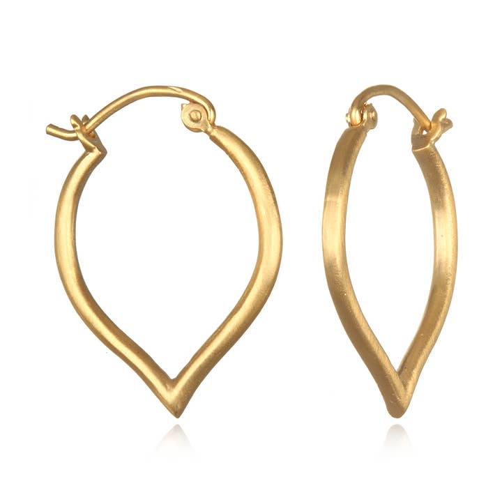 Open to Possibilities Oorbellen Hoepeloorbellen voor wholesale door Satya Jewelry