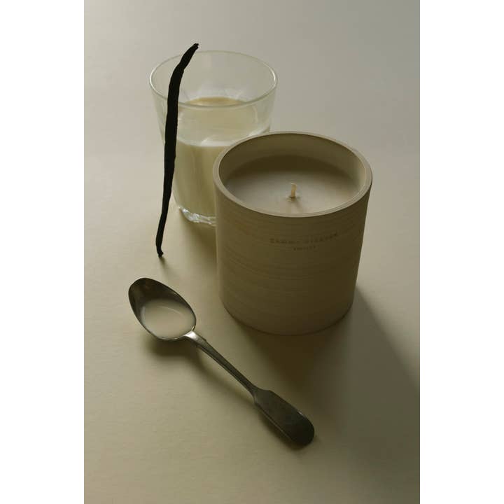 Gamme blanche - Wholesale Jar/Filled Candle - LAIT CHAUD - Bougie2