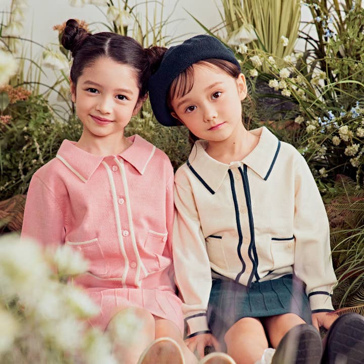 Conjunto de Jersey con Cuello Rosa Reina y Falda para venta al por mayor de ToTo Heros