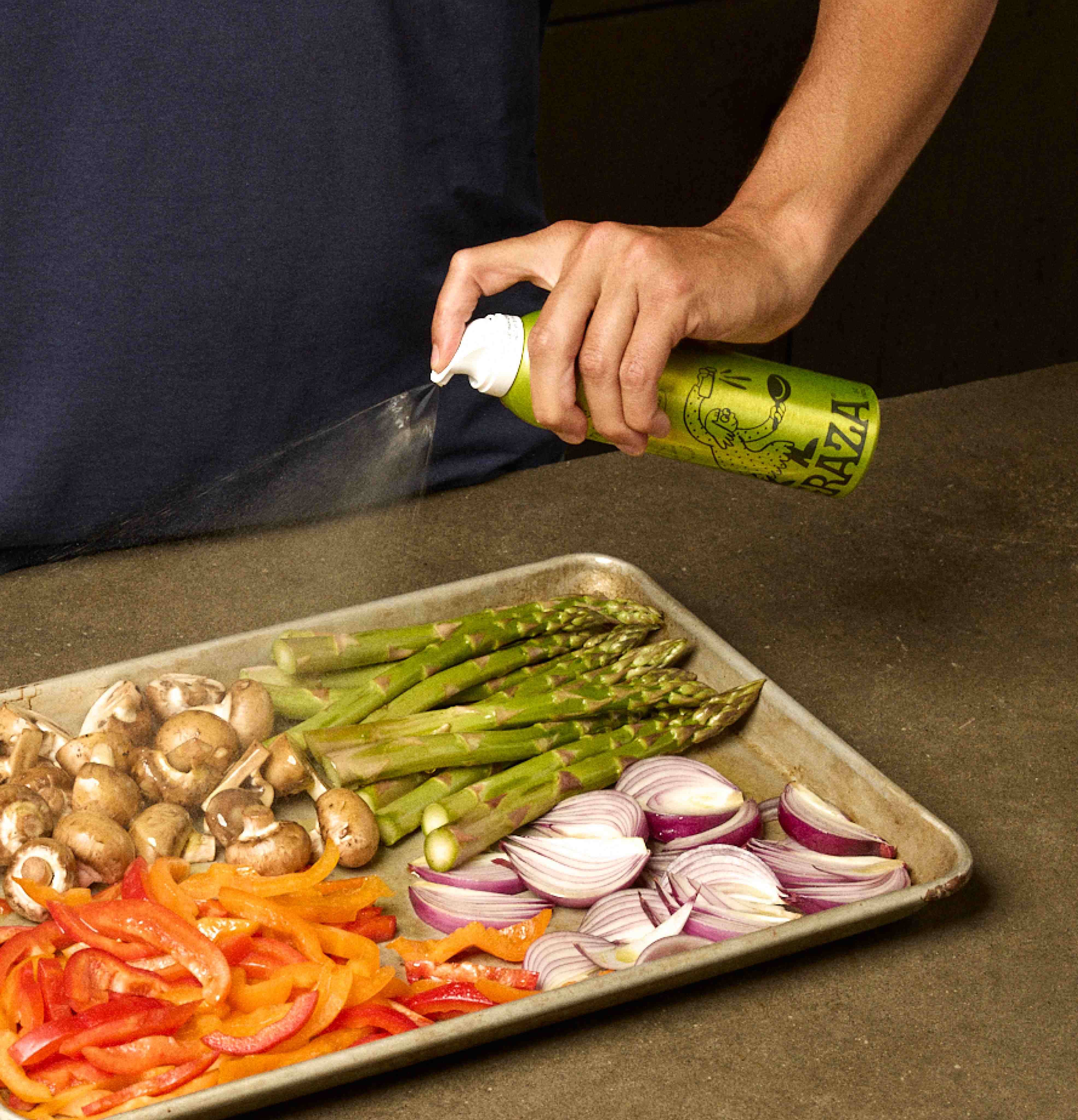 Graza - Wholesale Olive Oil - “Sizzle” Spray 2