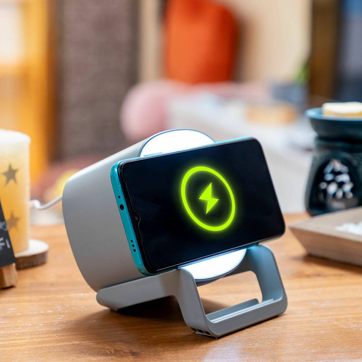 InnovaGoods - Wholesale Speakers - InnovaGoods Souwis Wireless Charger Speaker with LED8