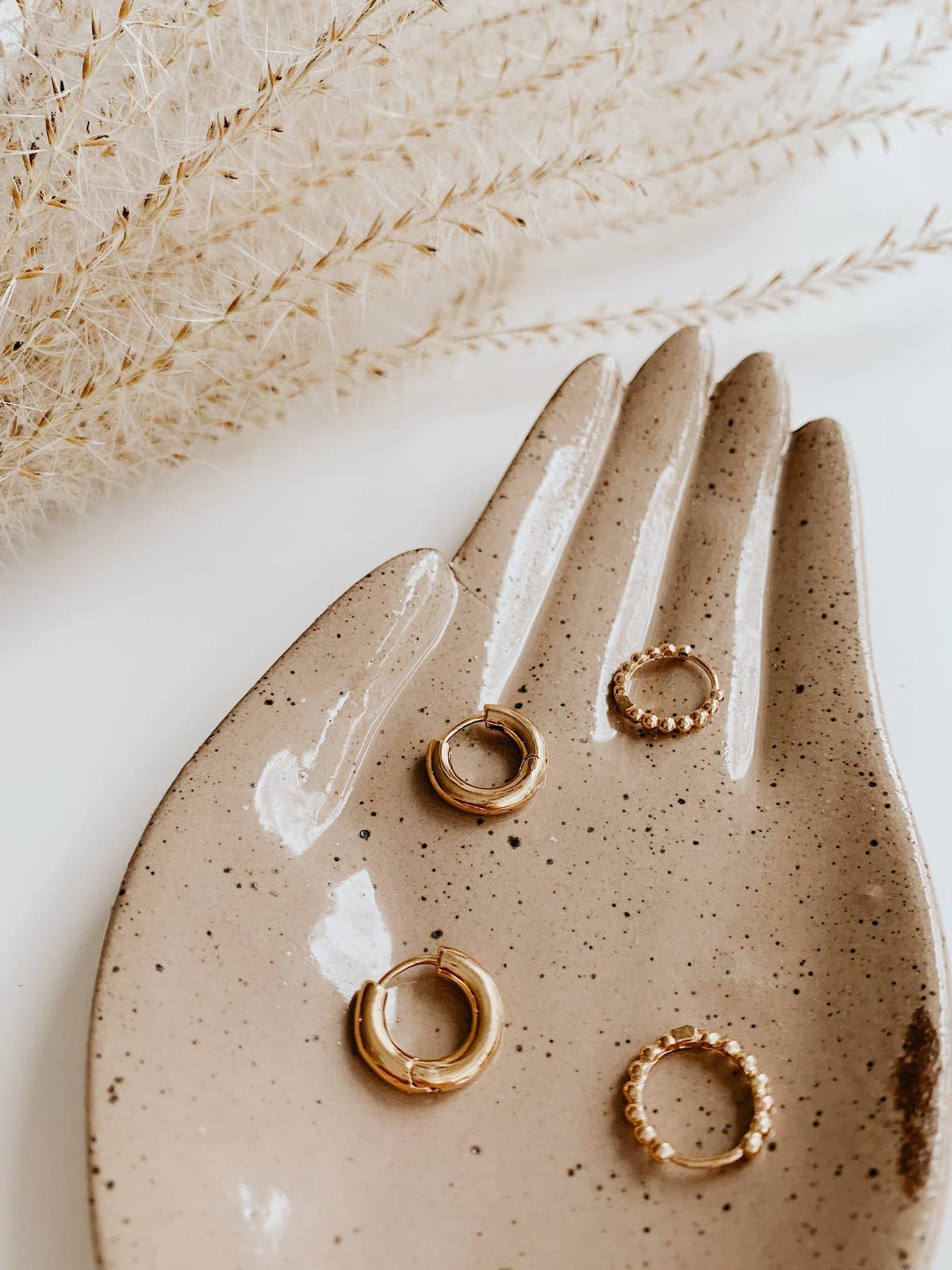 Océanne – wholesale Hoop earrings – Petite Hoops - Gold or Silver / Mini or Midi0