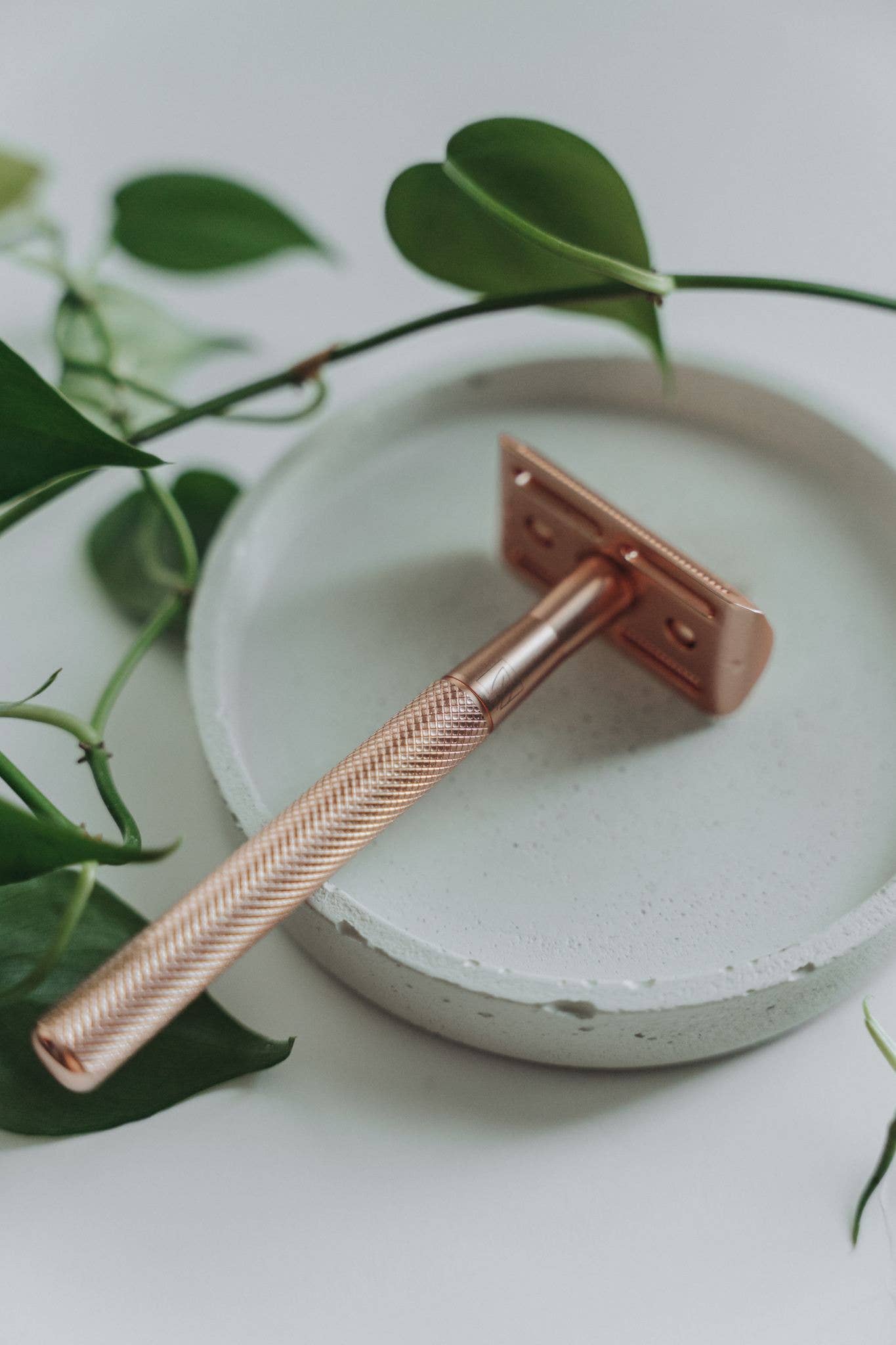 Zero Waste MVMT - Wholesale Razor - Single Blade Safety Razor Kit | Zero Waste Reusable Razor