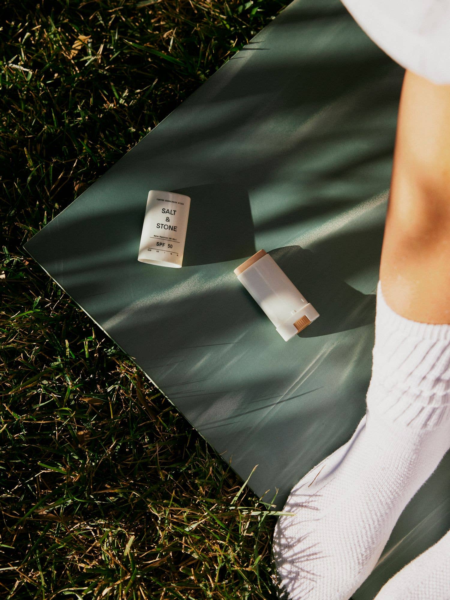 SALT & STONE - Wholesale Sunscreen - Tinted Sunscreen Stick SPF 502