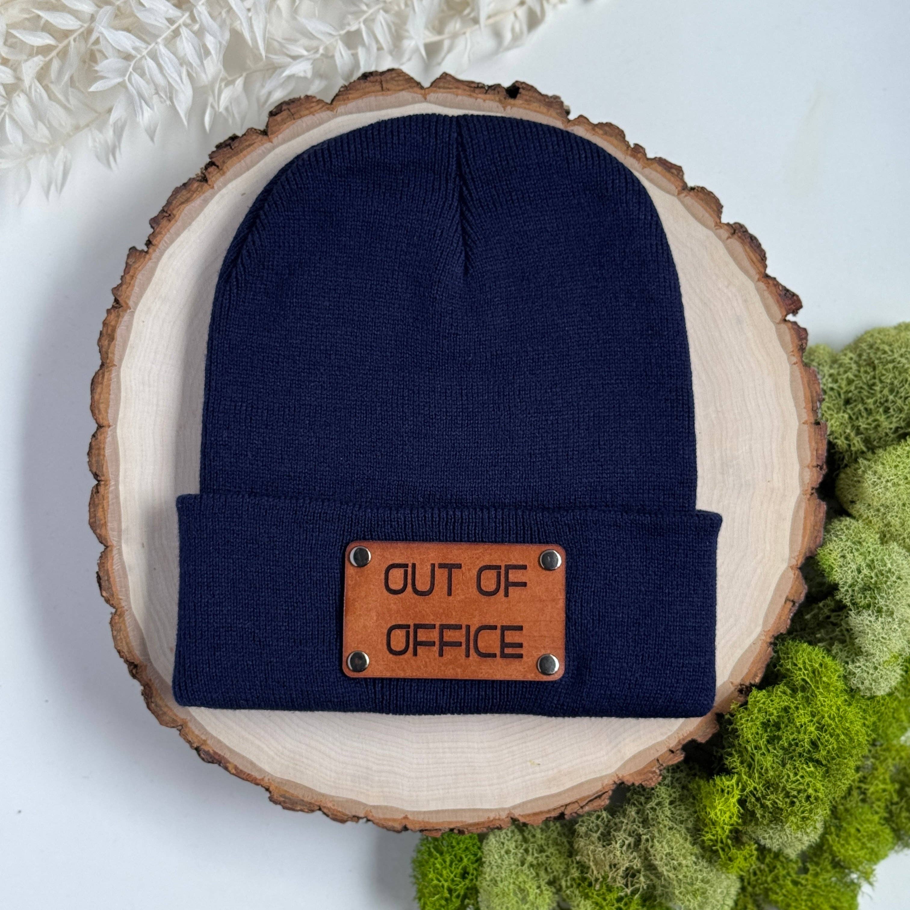 The Lonely Pine - Wholesale Beanie - Unisex - Out of Office beanie with snap on/off leather patch7