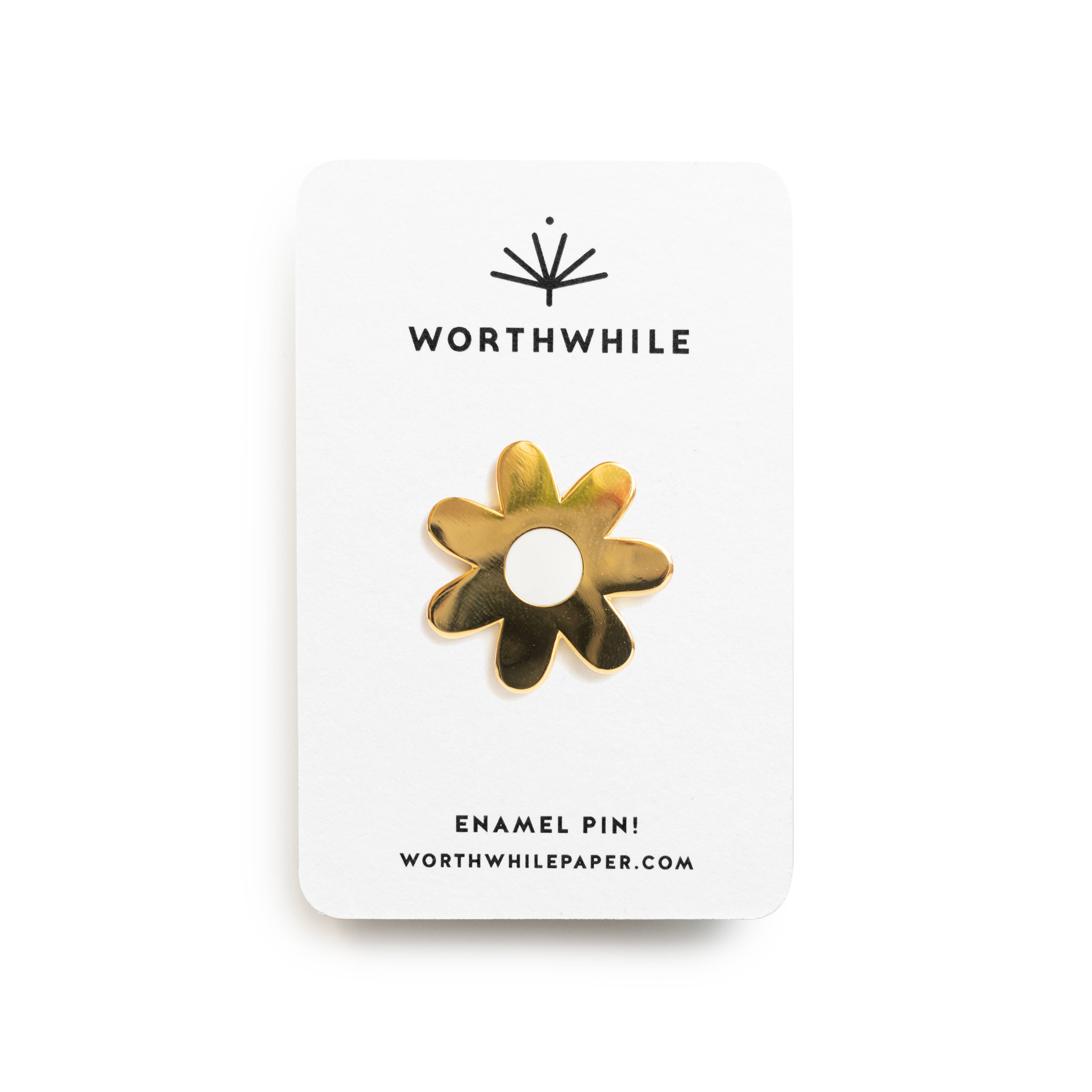 Worthwhile Paper – wholesale Lapel pin/button – Minimal Daisy Enamel Pin