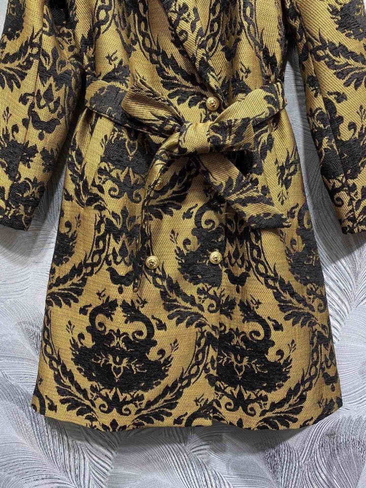 Kleur als afbeeldingen CT101Y Gebloemde Geborduurde Windjack met Riem voor Dames voor groothandel op Faire8