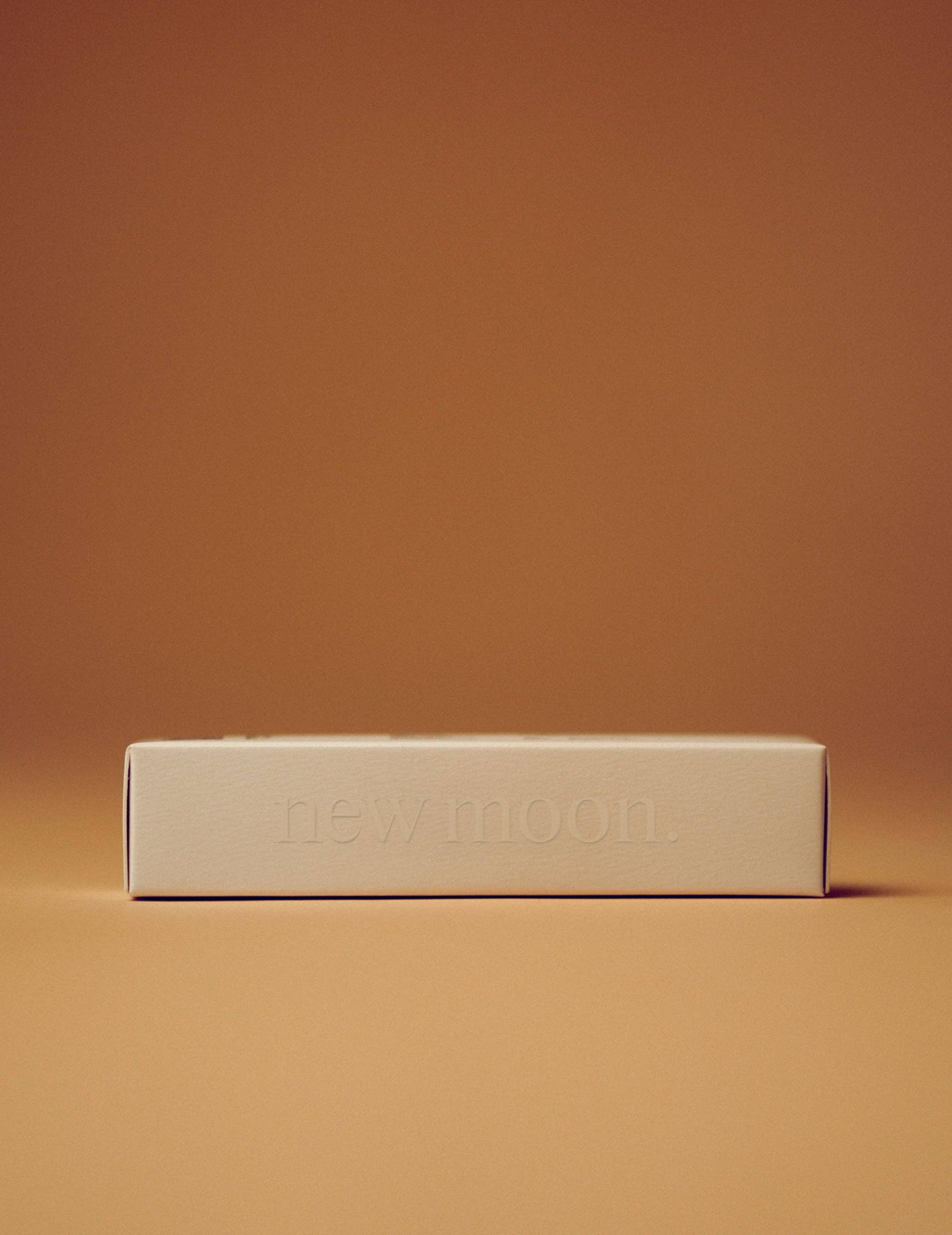 ElliotCole - Wholesale Roll-On Fragrance - New Moon4